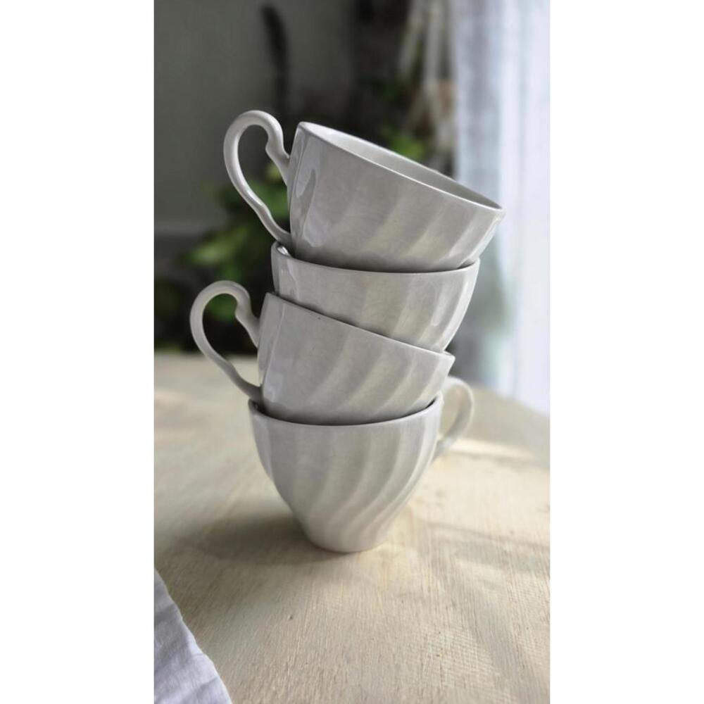 Vintage Ivory Porcelain Tea Cups: Set of 4, Made in England